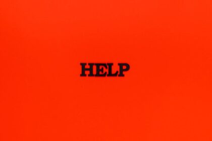 découvrez les causes et solutions pour l'urination urgente. apprenez à identifier les symptômes, les traitements possibles et les conseils pour gérer cette condition inconfortable au quotidien.